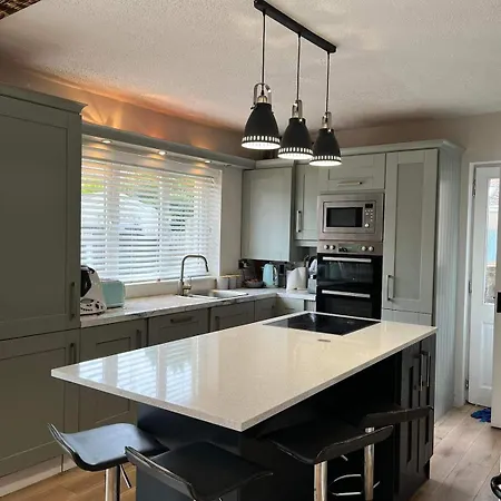 3 Bedroom 18km From Cork Feriehus *